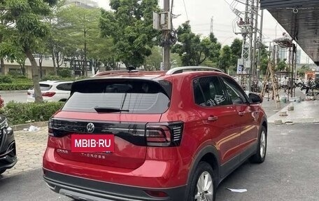Volkswagen T-Cross I, 2021 год, 1 500 000 рублей, 6 фотография