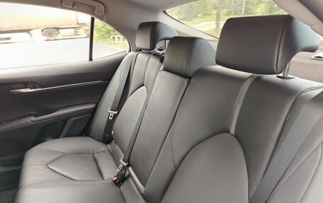 Toyota Camry, 2021 год, 3 289 000 рублей, 19 фотография