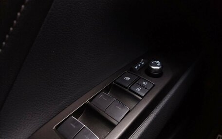 Toyota Camry, 2021 год, 3 289 000 рублей, 34 фотография