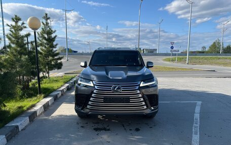 Lexus LX, 2022 год, 15 000 000 рублей, 3 фотография