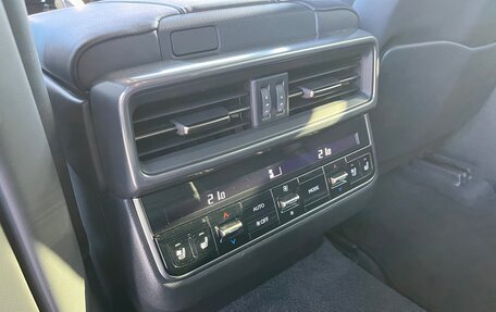 Lexus LX, 2022 год, 15 000 000 рублей, 8 фотография