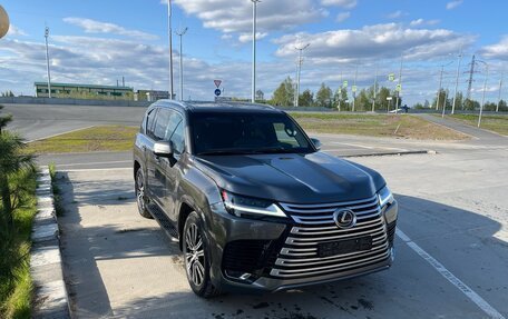 Lexus LX, 2022 год, 15 000 000 рублей, 4 фотография