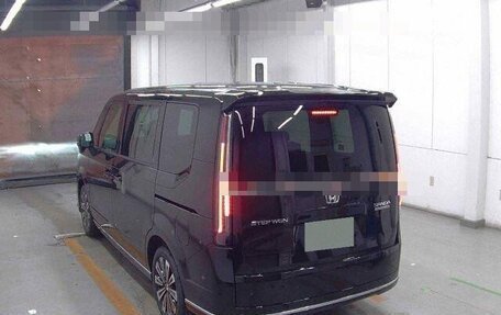 Honda Stepwgn, 2024 год, 3 350 000 рублей, 26 фотография