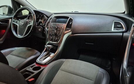 Opel Astra J, 2013 год, 820 000 рублей, 13 фотография
