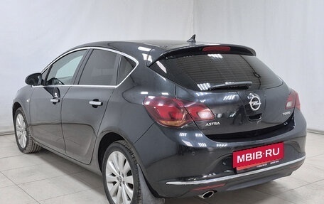 Opel Astra J, 2013 год, 820 000 рублей, 6 фотография