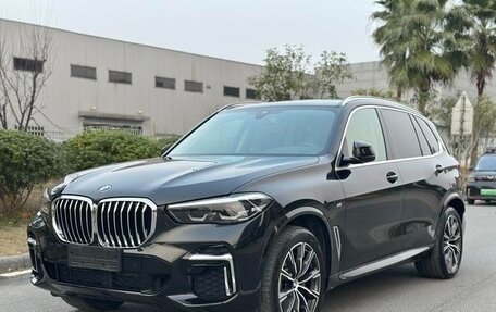 BMW X5, 2022 год, 5 850 000 рублей, 1 фотография