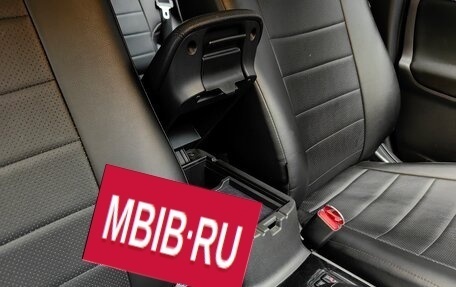 Mitsubishi Outlander III рестайлинг 3, 2018 год, 1 999 000 рублей, 32 фотография