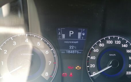Hyundai Solaris II рестайлинг, 2011 год, 800 000 рублей, 7 фотография