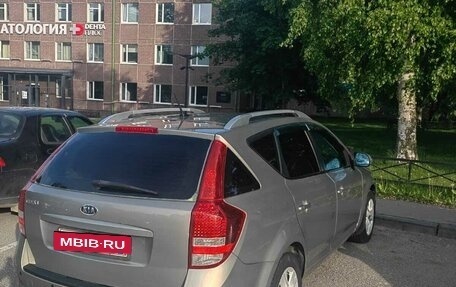 KIA cee'd I рестайлинг, 2010 год, 720 000 рублей, 15 фотография