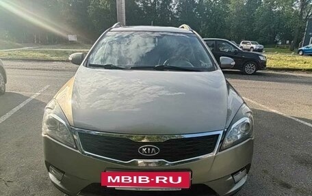 KIA cee'd I рестайлинг, 2010 год, 720 000 рублей, 16 фотография