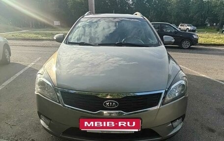 KIA cee'd I рестайлинг, 2010 год, 720 000 рублей, 18 фотография