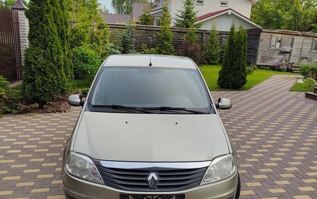 Renault Logan II, 2013 год, 560 000 рублей, 3 фотография