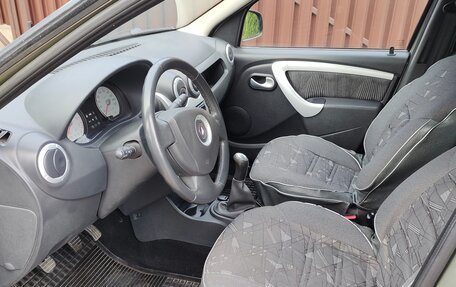 Renault Logan II, 2013 год, 560 000 рублей, 7 фотография