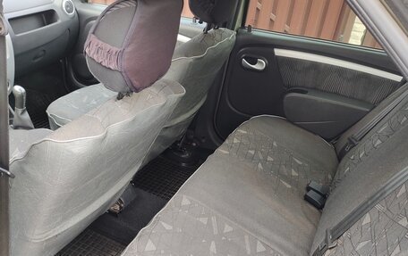 Renault Logan II, 2013 год, 560 000 рублей, 8 фотография