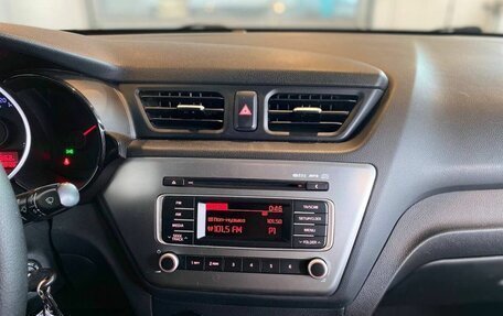 KIA Rio III рестайлинг, 2016 год, 965 000 рублей, 13 фотография