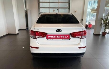 KIA Rio III рестайлинг, 2016 год, 965 000 рублей, 4 фотография