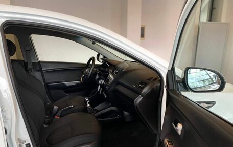KIA Rio III рестайлинг, 2016 год, 965 000 рублей, 26 фотография