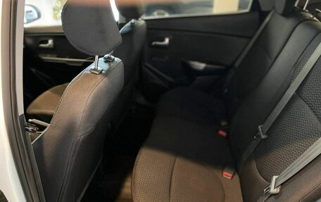 KIA Rio III рестайлинг, 2016 год, 965 000 рублей, 24 фотография