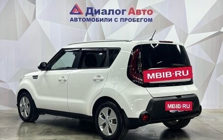 KIA Soul II рестайлинг, 2015 год, 1 110 000 рублей, 6 фотография