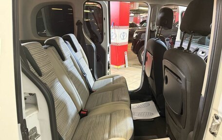 Renault Kangoo II рестайлинг, 2012 год, 719 000 рублей, 11 фотография