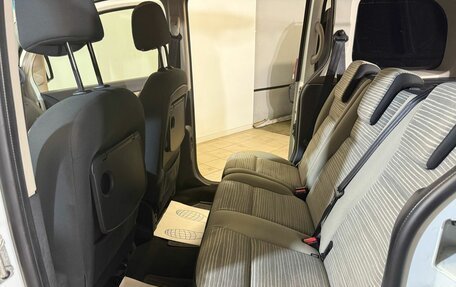 Renault Kangoo II рестайлинг, 2012 год, 719 000 рублей, 12 фотография