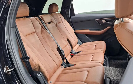 Audi Q7, 2021 год, 11 фотография