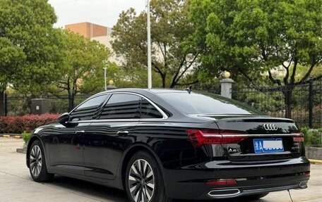 Audi A6, 2022 год, 3 950 000 рублей, 2 фотография