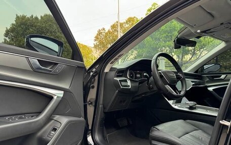 Audi A6, 2022 год, 3 950 000 рублей, 11 фотография