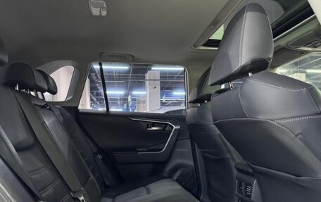 Toyota RAV4, 2022 год, 3 100 000 рублей, 10 фотография