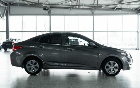 Hyundai Solaris II рестайлинг, 2016 год, 893 000 рублей, 5 фотография