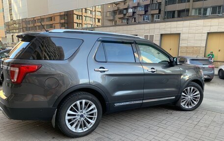 Ford Explorer VI, 2016 год, 2 200 000 рублей, 3 фотография