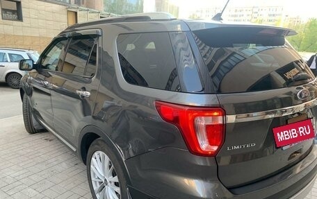 Ford Explorer VI, 2016 год, 2 200 000 рублей, 9 фотография