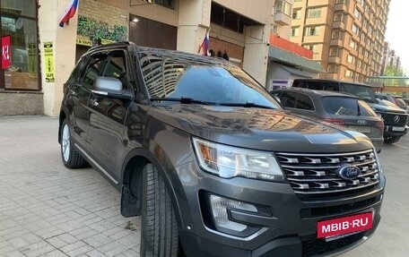 Ford Explorer VI, 2016 год, 2 200 000 рублей, 2 фотография