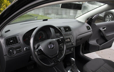 Volkswagen Polo VI (EU Market), 2017 год, 1 267 000 рублей, 14 фотография