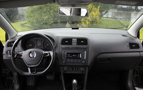 Volkswagen Polo VI (EU Market), 2017 год, 1 267 000 рублей, 15 фотография