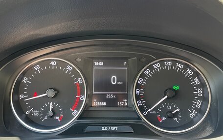 Skoda Rapid I, 2015 год, 1 400 000 рублей, 9 фотография