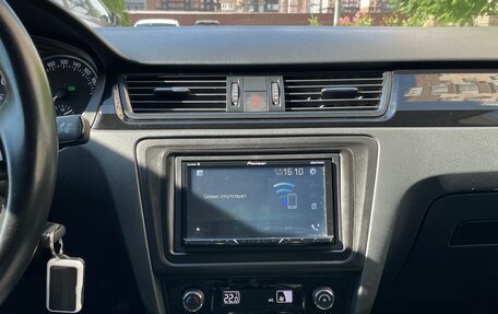 Skoda Rapid I, 2015 год, 1 400 000 рублей, 11 фотография