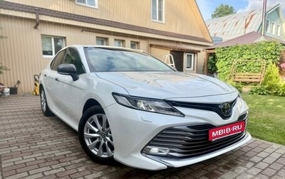 Toyota Camry, 2018 год, 2 800 000 рублей, 1 фотография
