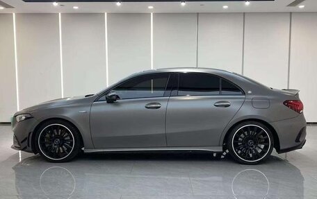 Mercedes-Benz A-Класс, 2021 год, 3 450 000 рублей, 2 фотография
