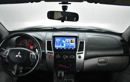 Mitsubishi Pajero Sport II рестайлинг, 2011 год, 1 215 000 рублей, 5 фотография