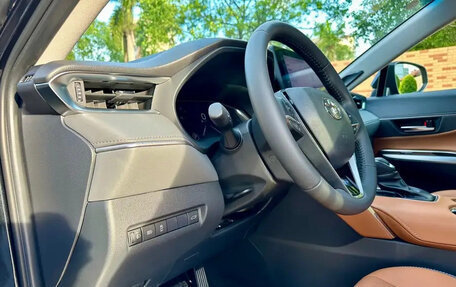 Toyota Venza, 2022 год, 2 490 000 рублей, 9 фотография