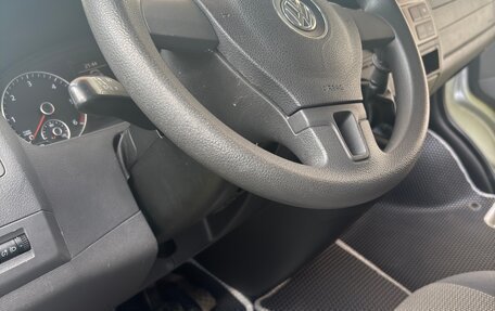 Volkswagen Caravelle T5, 2012 год, 1 899 000 рублей, 16 фотография