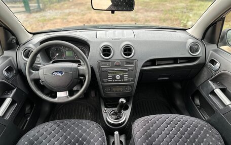 Ford Fusion I, 2006 год, 420 000 рублей, 11 фотография