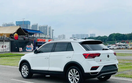 Volkswagen T-Roc I, 2021 год, 1 385 000 рублей, 4 фотография