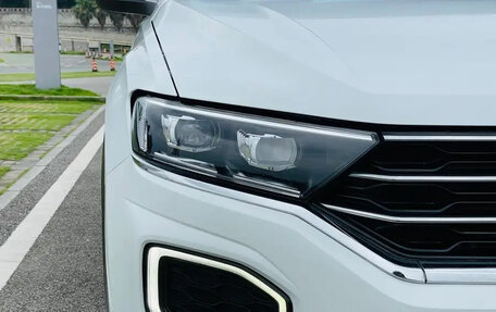 Volkswagen T-Roc I, 2021 год, 1 385 000 рублей, 9 фотография