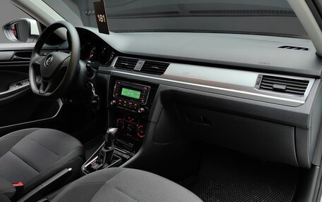 Volkswagen Bora, 2022 год, 1 700 000 рублей, 22 фотография