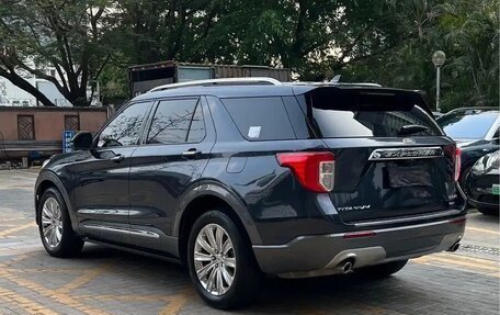 Ford Explorer VI, 2022 год, 2 900 275 рублей, 4 фотография