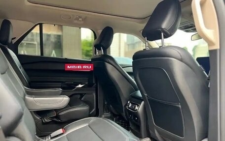 Ford Explorer VI, 2022 год, 2 900 275 рублей, 15 фотография