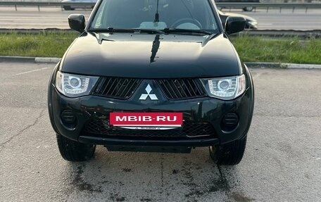 Mitsubishi L200 IV рестайлинг, 2007 год, 1 000 000 рублей, 2 фотография