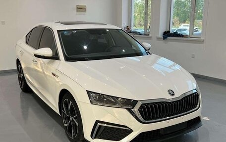 Skoda Octavia IV, 2021 год, 1 900 000 рублей, 2 фотография